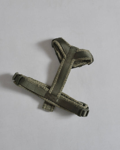 Tweed Harness